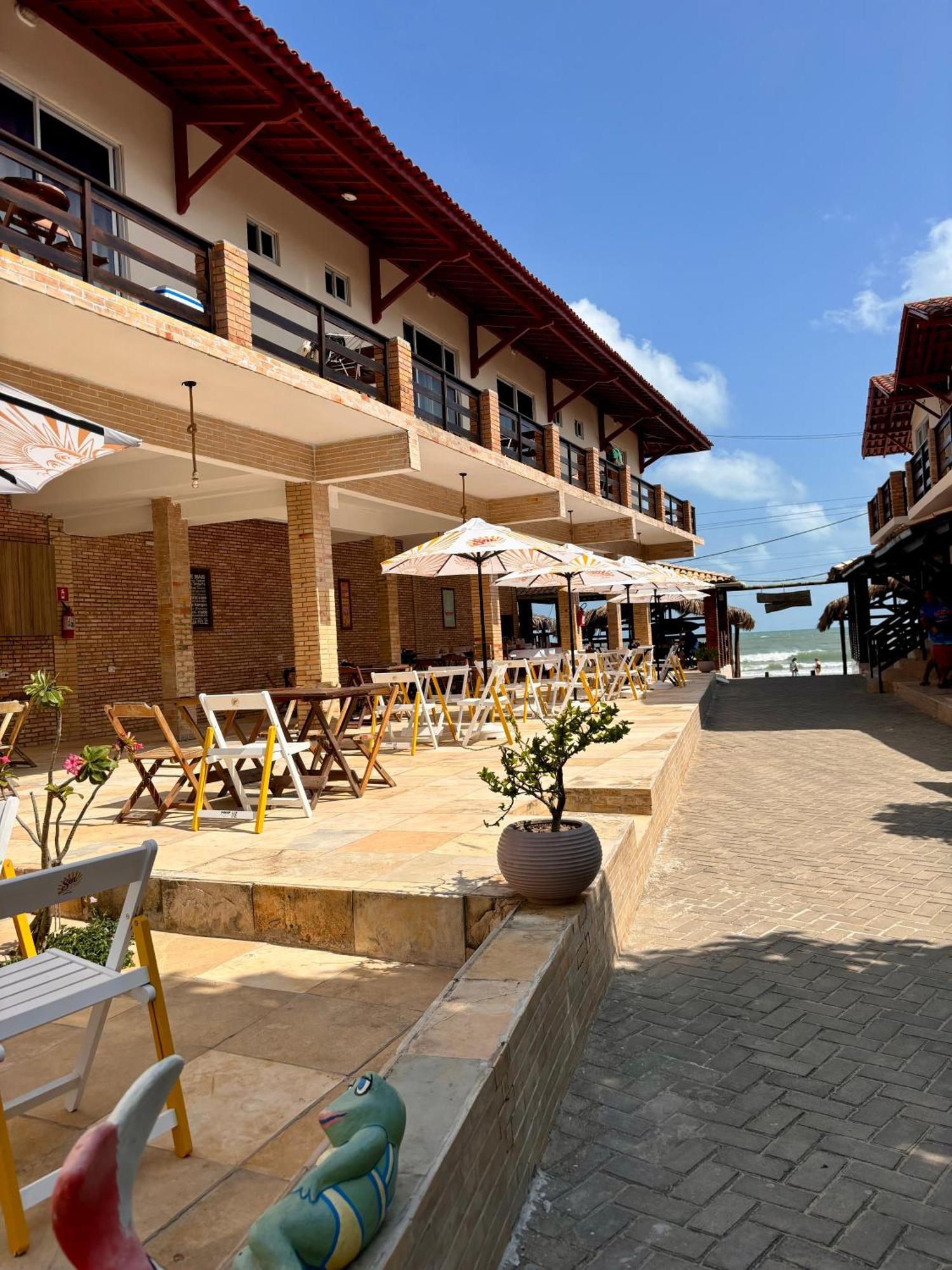 Pousada E Restaurante Altas Horas Beach Hotel Itapipoca Exterior foto